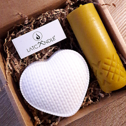 Подарочный набор "Вязаное сердце" со свечой из пчелиного воска и мылом.